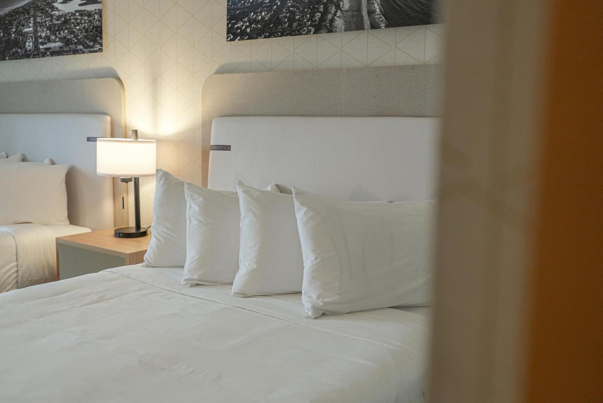 The Boulevard Hotel Бич Хейвен Экстерьер фото